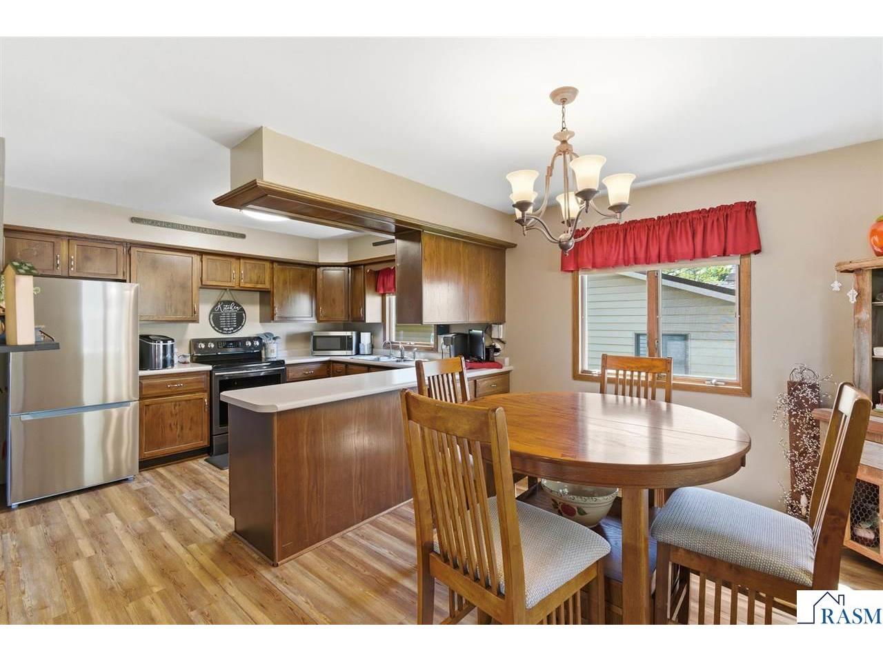 802 1st St SW Madelia MN 56062 7040170 image8