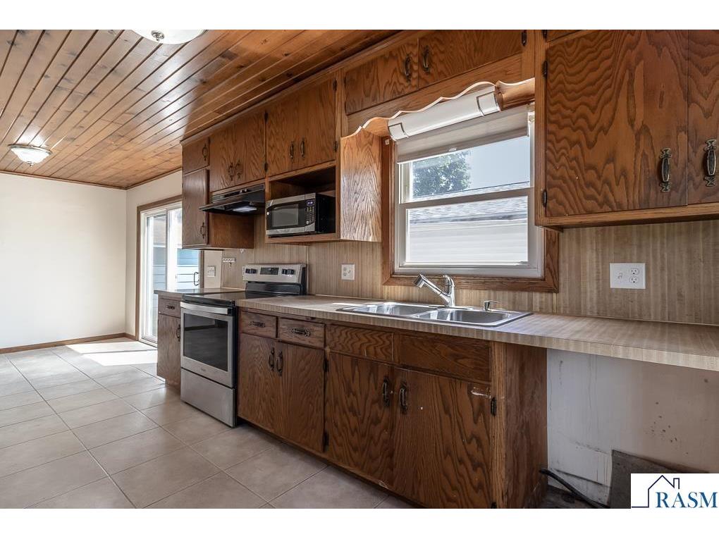 802 Center Street North Mankato MN 56003 267040648 image13