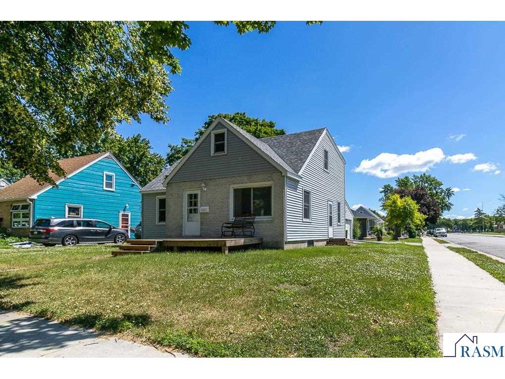 802 Center Street North Mankato MN 56003 267040648 image39