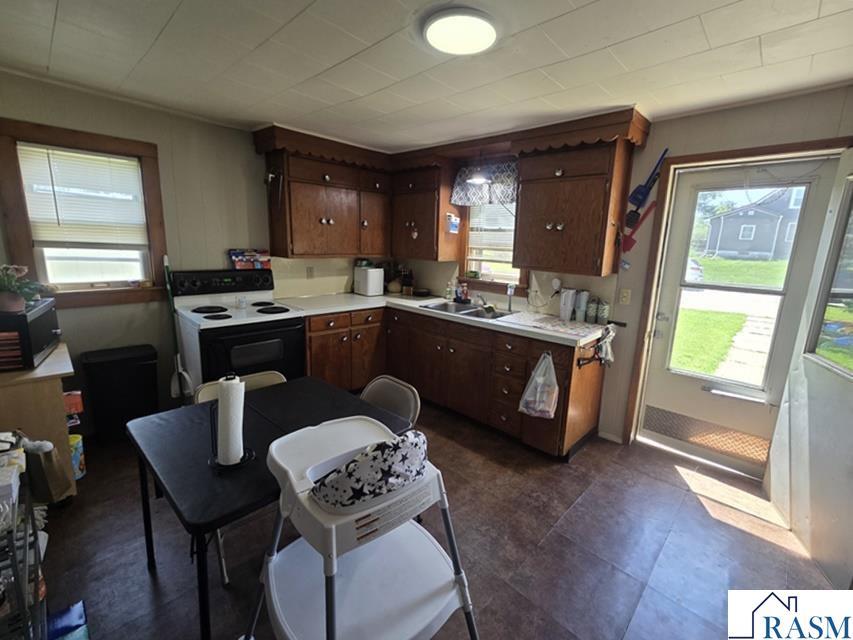 803 E 3rd Street Blue Earth MN 56013 267040462 image2