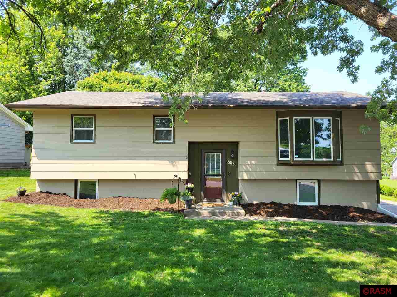 803 W Traverse Road Saint Peter MN 56082 7037763 image1