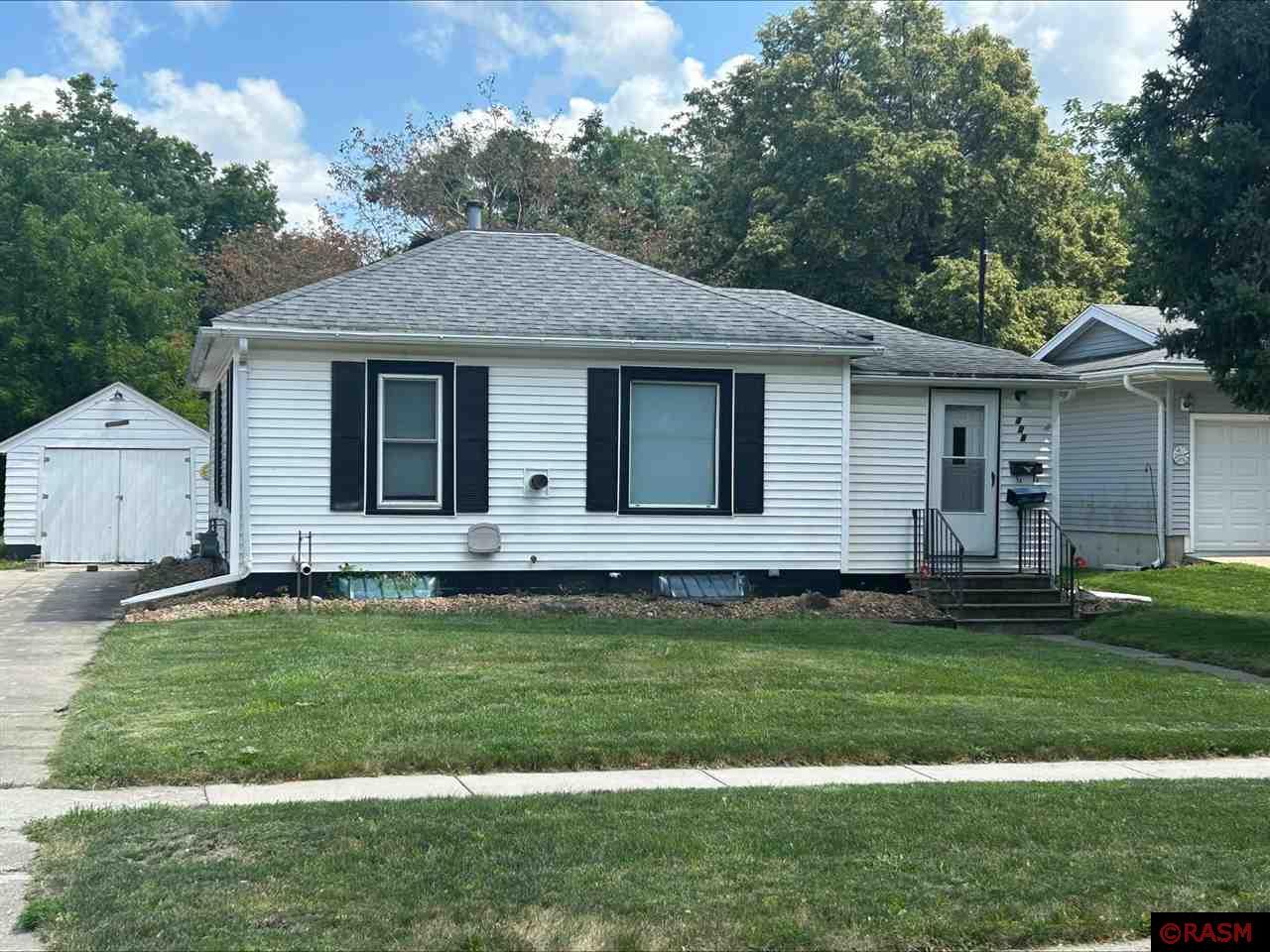 806 NW 2nd Street Waseca MN 56093 7035797 image1