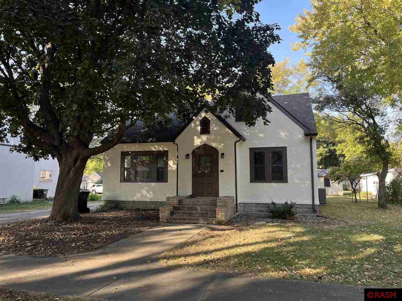 812 S 9th Street Saint James MN 56081 7036146 image1