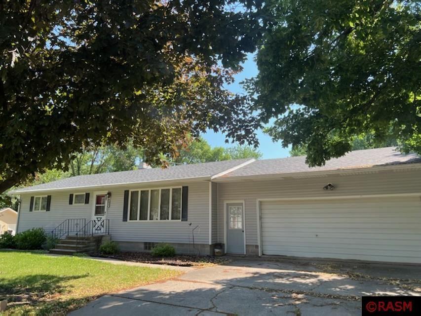 815 S Rice Street Blue Earth MN 56013 7034016 image1