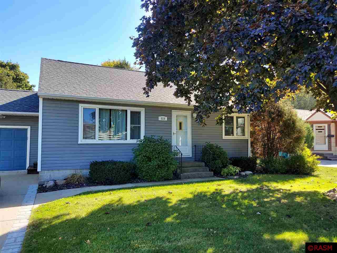 819 6th St SW Waseca MN 56093 7028240 image1