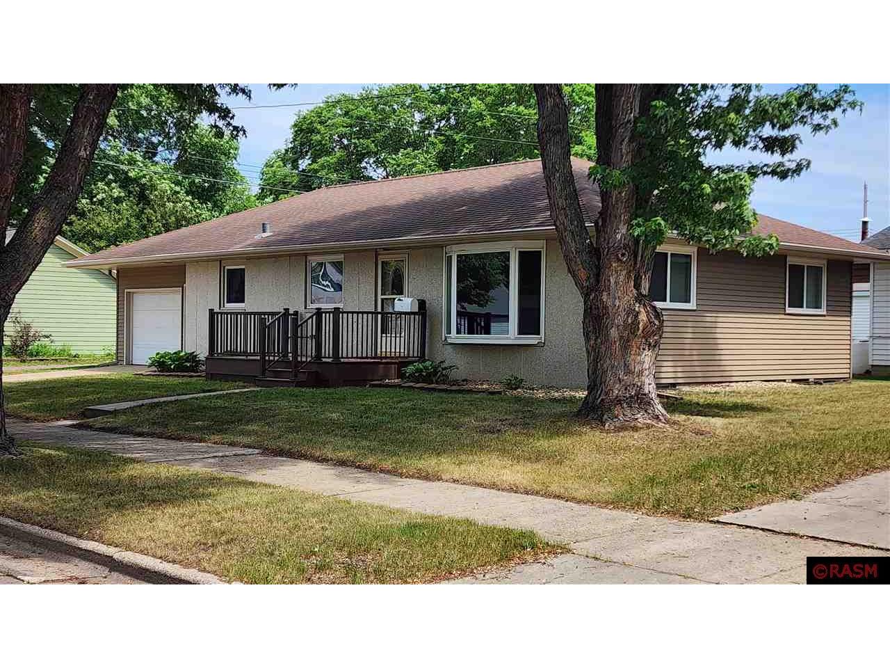 819 N 9th St. New Ulm MN 56073 7032560 image1