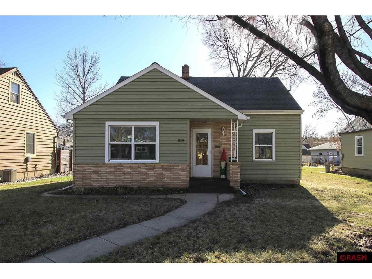 819 N Jefferson Street New Ulm MN 56073 7032060 image1