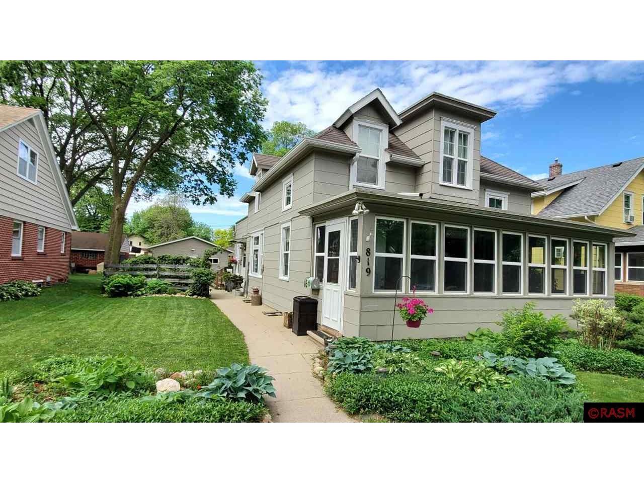 819 Washington St North, New Ulm, MN, 56073 MLS 7027109 Edina Realty