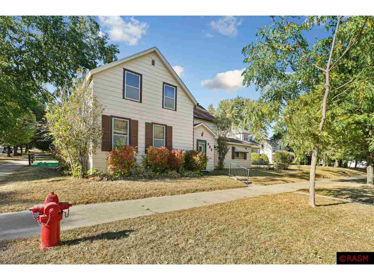 822 S 5th Street Saint Peter MN 56082 7036132 image1