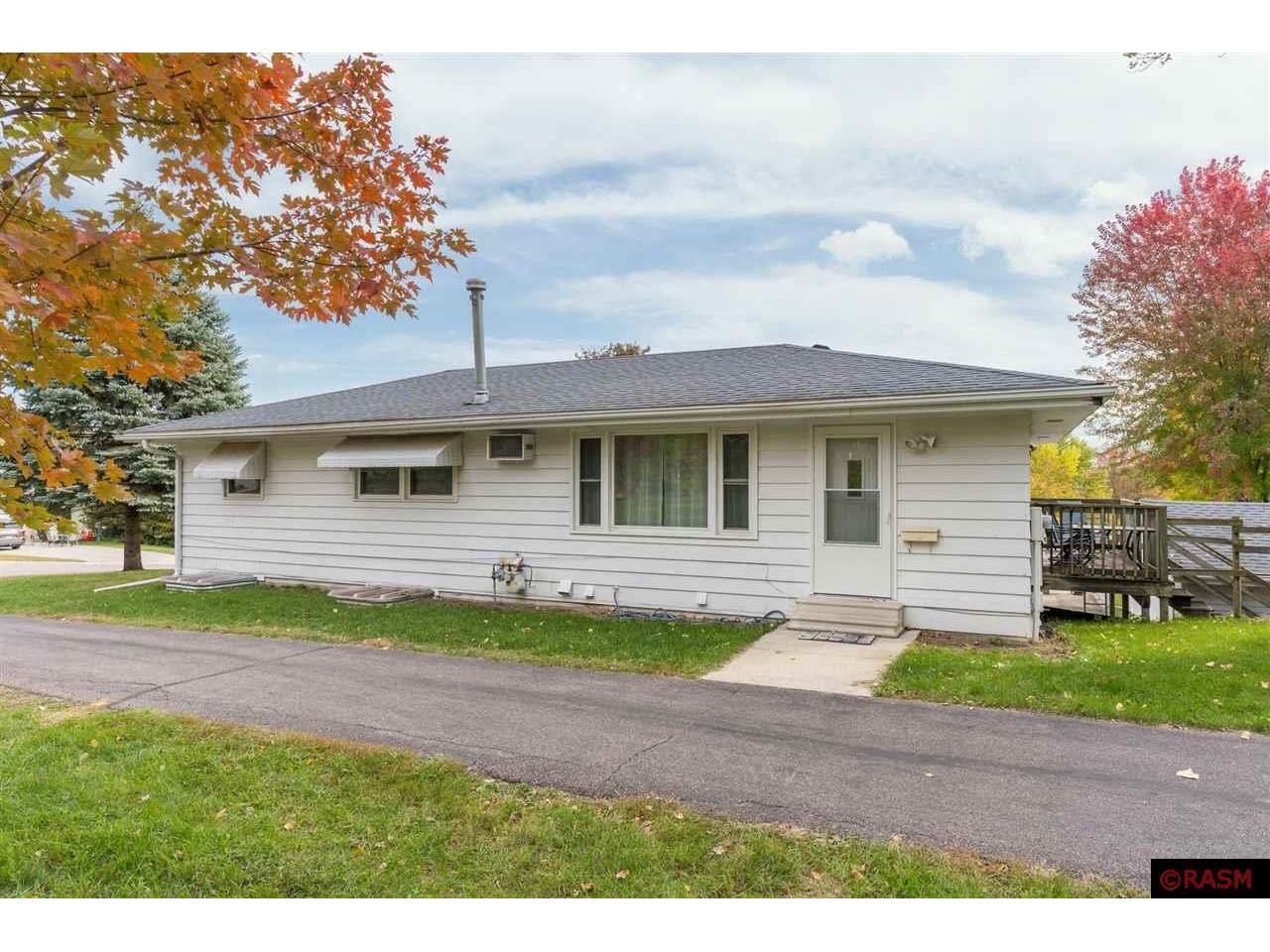 822 Skaro Street Saint Peter MN 56082 7033609 image1
