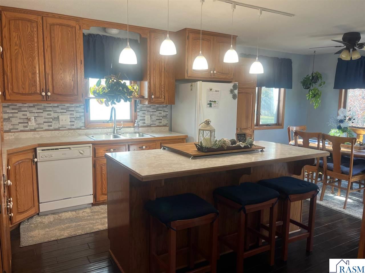 826 N 9th Street Saint Peter MN 56082 7039050 image10