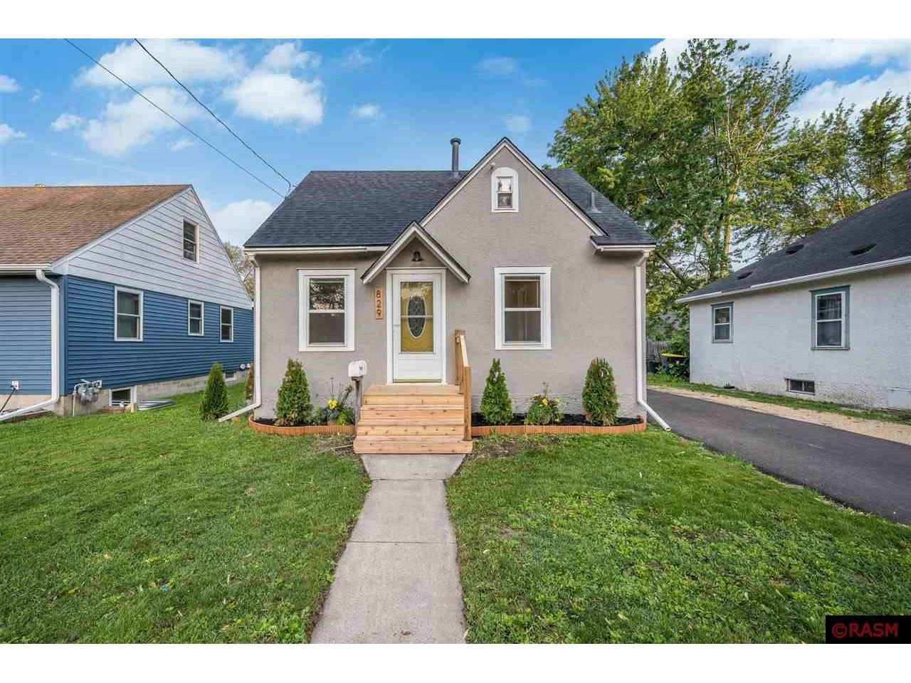 829 Center Street North Mankato MN 56003 7037762 image1