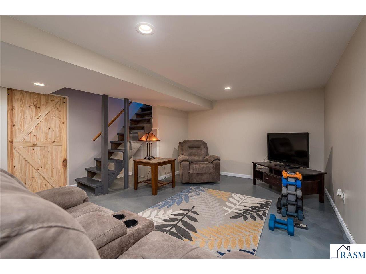 835 Wall Street North Mankato MN 56003 267040459 image32