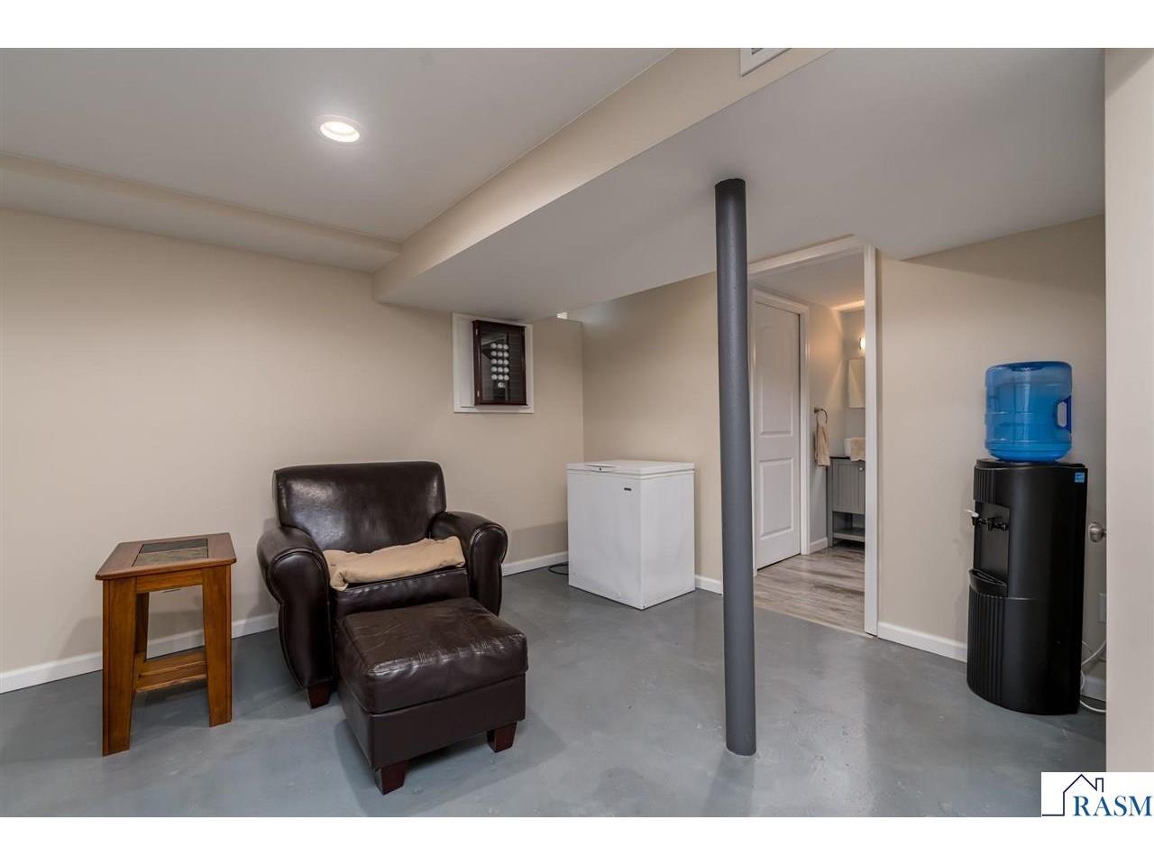 835 Wall Street North Mankato MN 56003 267040459 image33