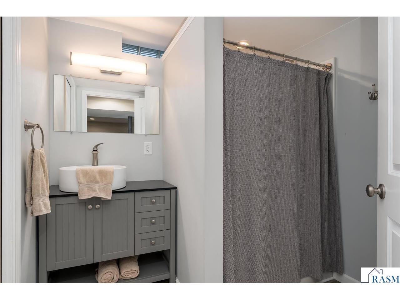 835 Wall Street North Mankato MN 56003 267040459 image35