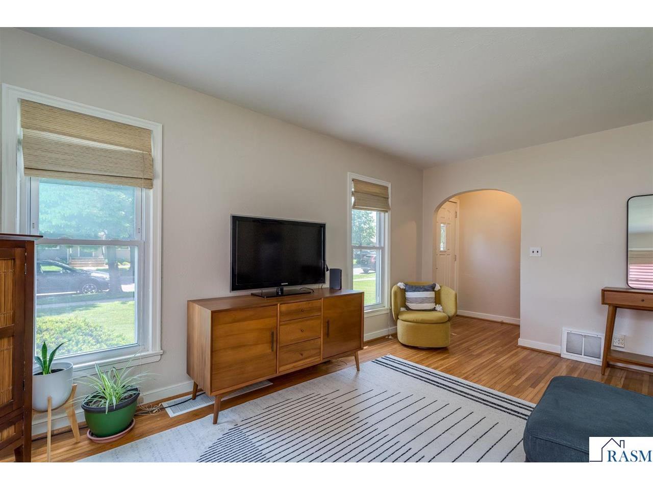 835 Wall Street North Mankato MN 56003 267040459 image6