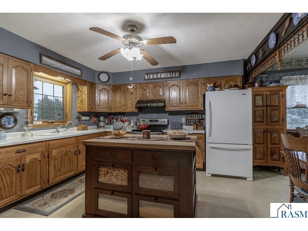 84777 State Highway 60 Madelia MN 56062 7039137 image17