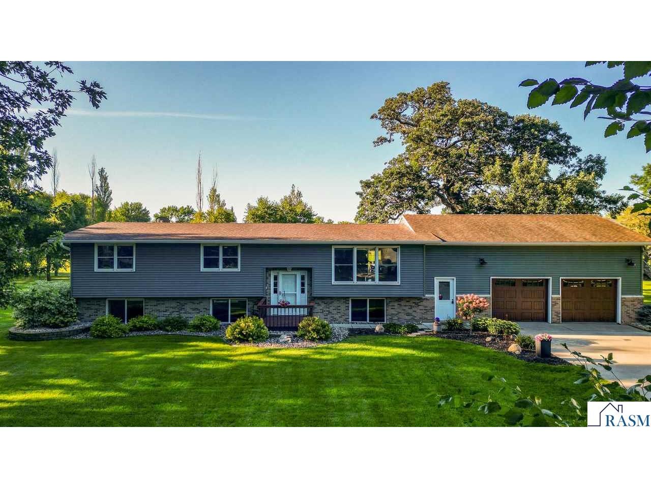 8570 369th Avenue Waseca MN 56093 7038429 image1