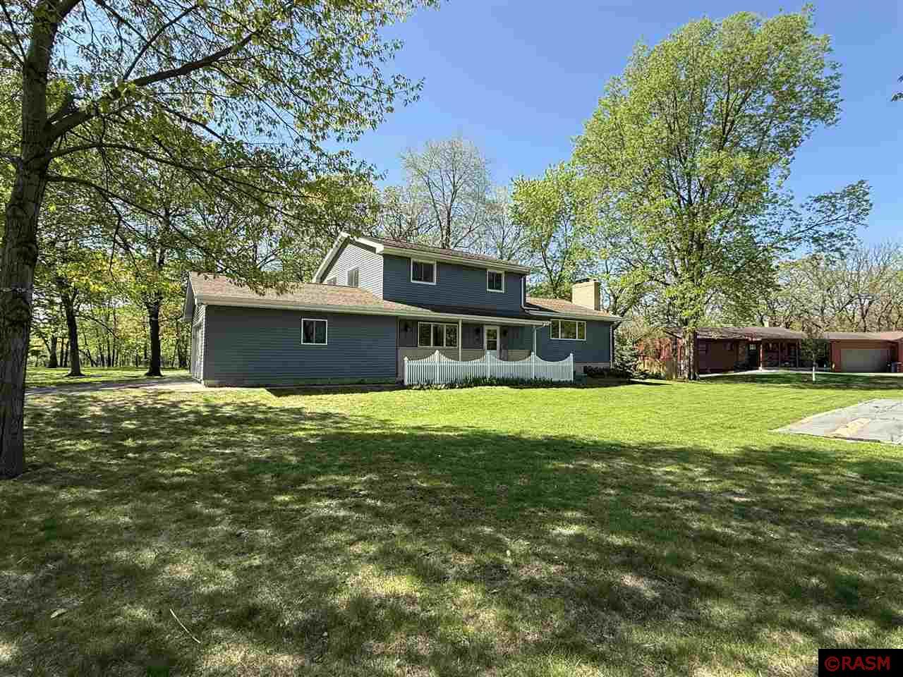86 Roslyn Road New Ulm MN 56073 7037355 image1