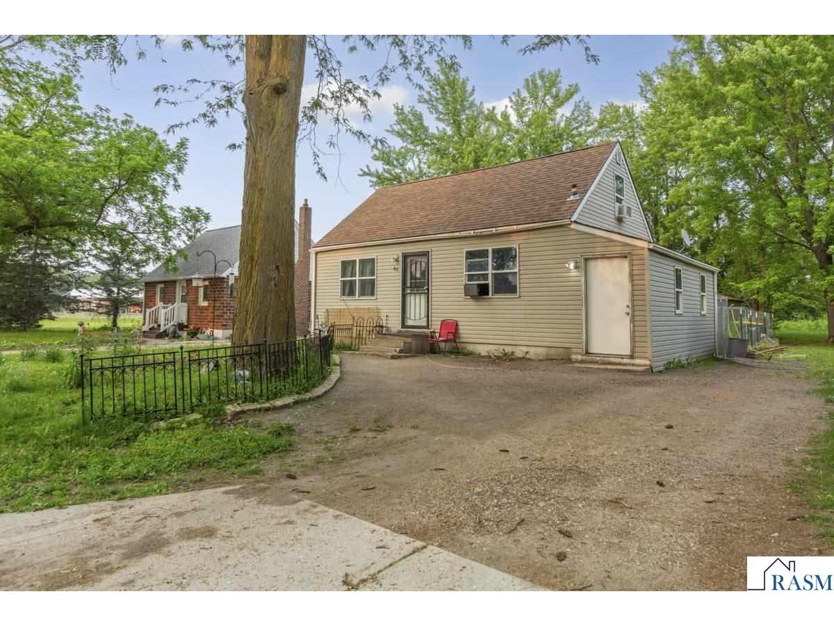 86 S Somerville Street Morgan MN 56266 7037756 image1
