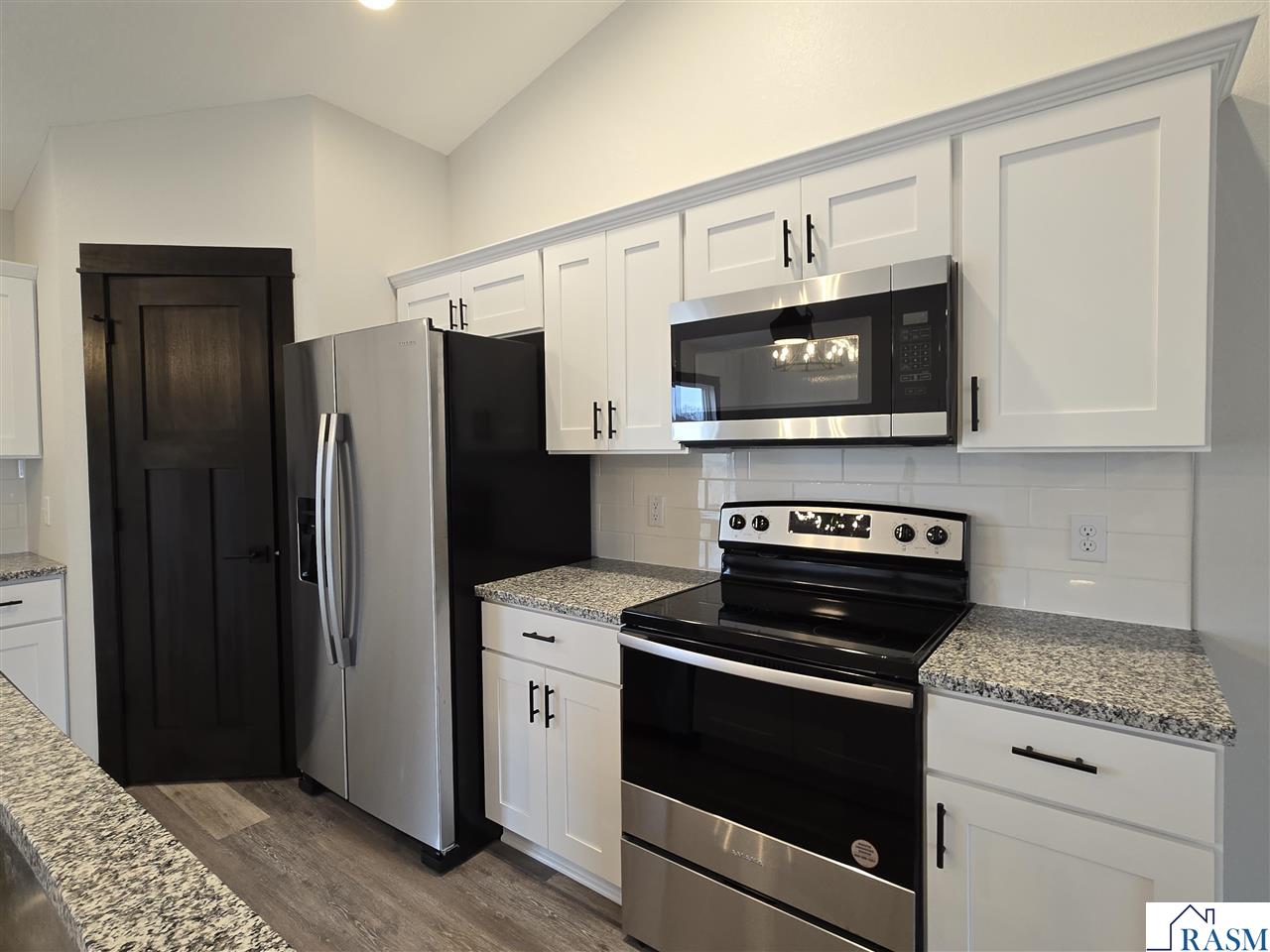 893 Mill Race Court Madelia MN 56062 7039651 image4