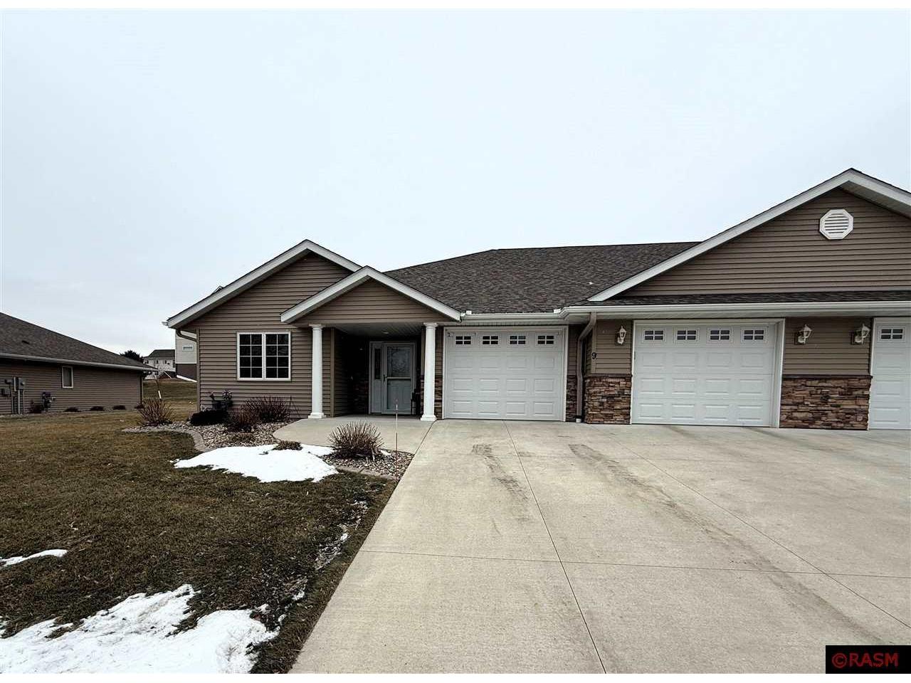 9 Liberty Street New Ulm MN 56073 7037017 image1