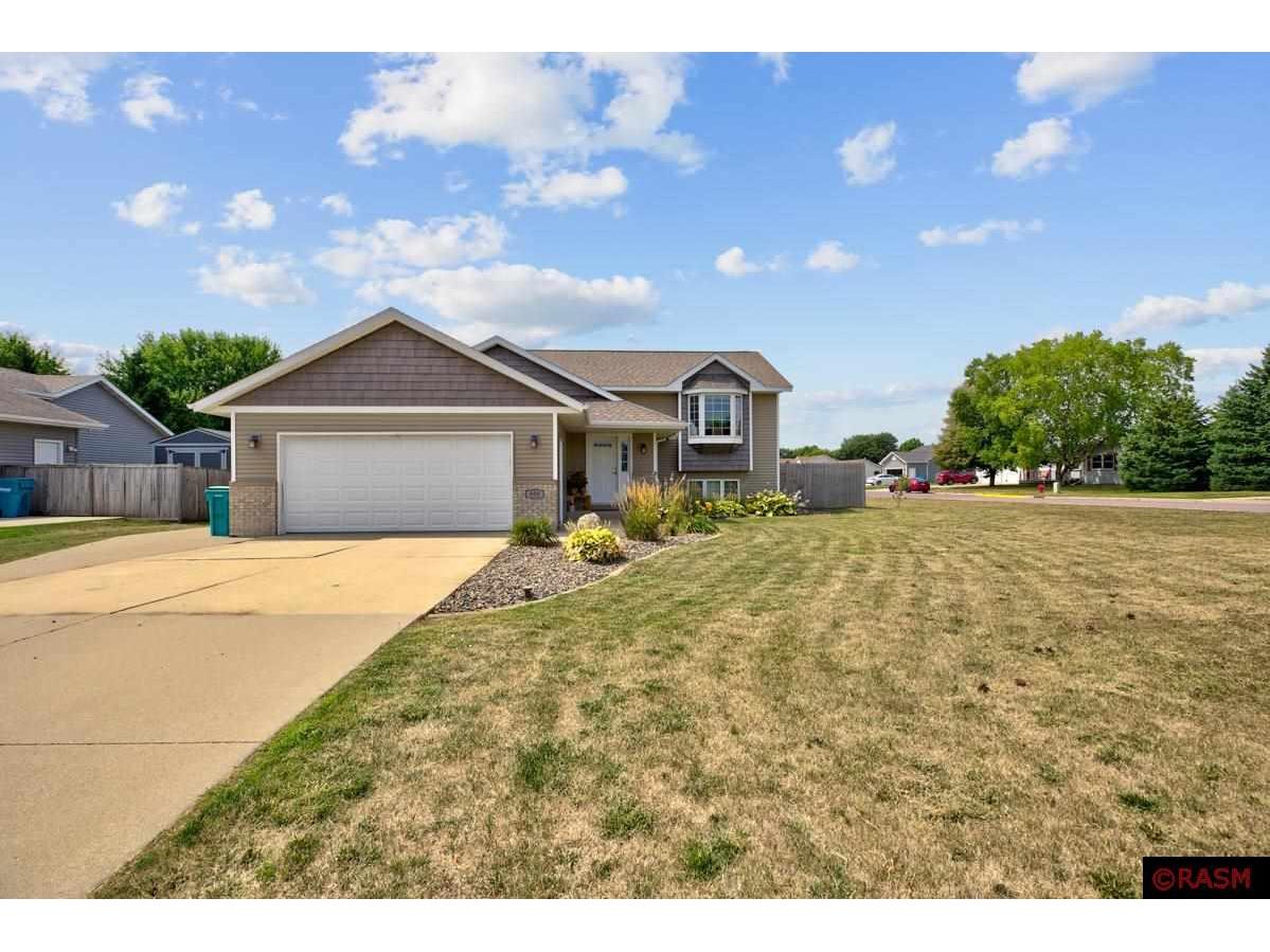 900 SE 10th Street Waseca MN 56093 7033793 image1