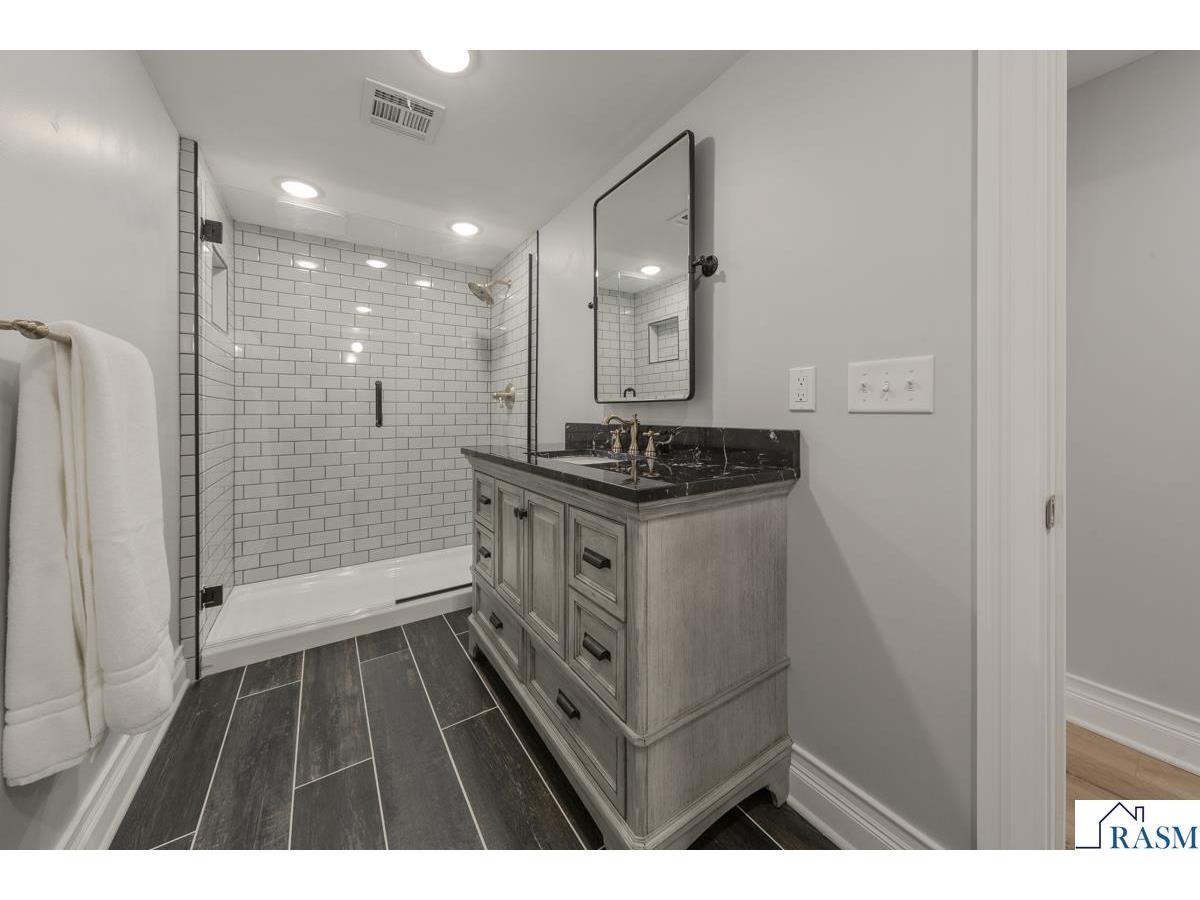 901 Clear Lake Drive Waseca MN 56093 - Clear Lake 7039560 image38