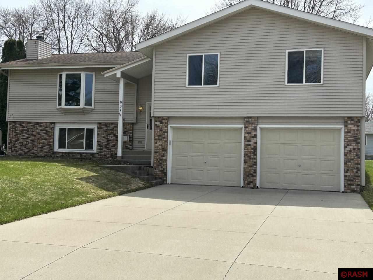 901 NW 10th Avenue, Waseca, MN 56093 MLS 7031834 Edina Realty