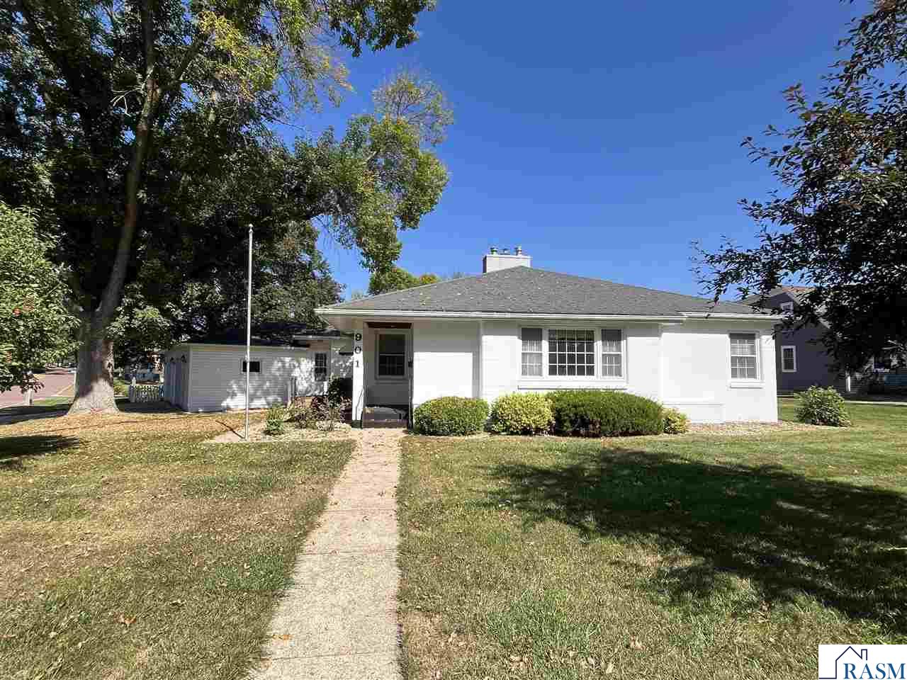 901 S 6th Avenue Saint James MN 56081 7037920 image1