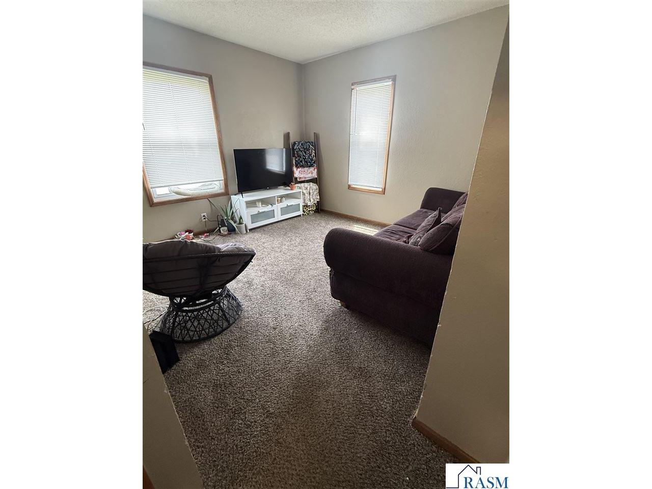 902 N 5th Street Mankato MN 56001 7040377 image2