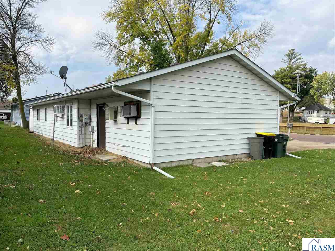 902 S 5th Avenue Saint James MN 56081 7038867 image4