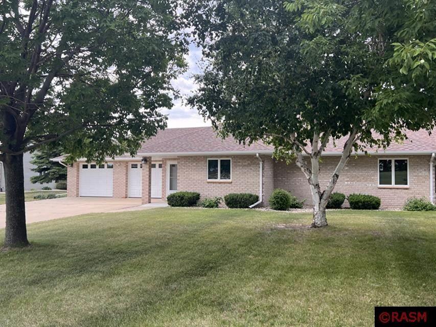 904 Upper Valley Drive, Blue Earth, MN 56013 MLS 7032777 Edina Realty