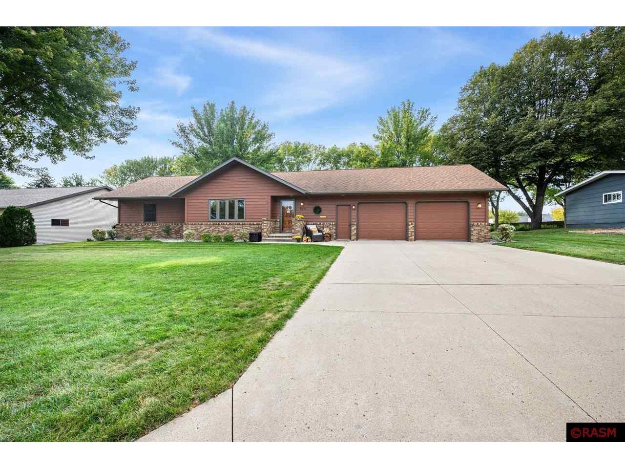 904 Home Street Fairmont MN 56031 7033451 image1