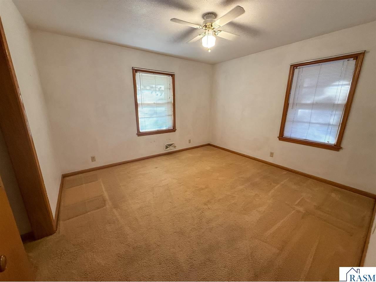 904 N German Street New Ulm MN 56073 267040923 image12