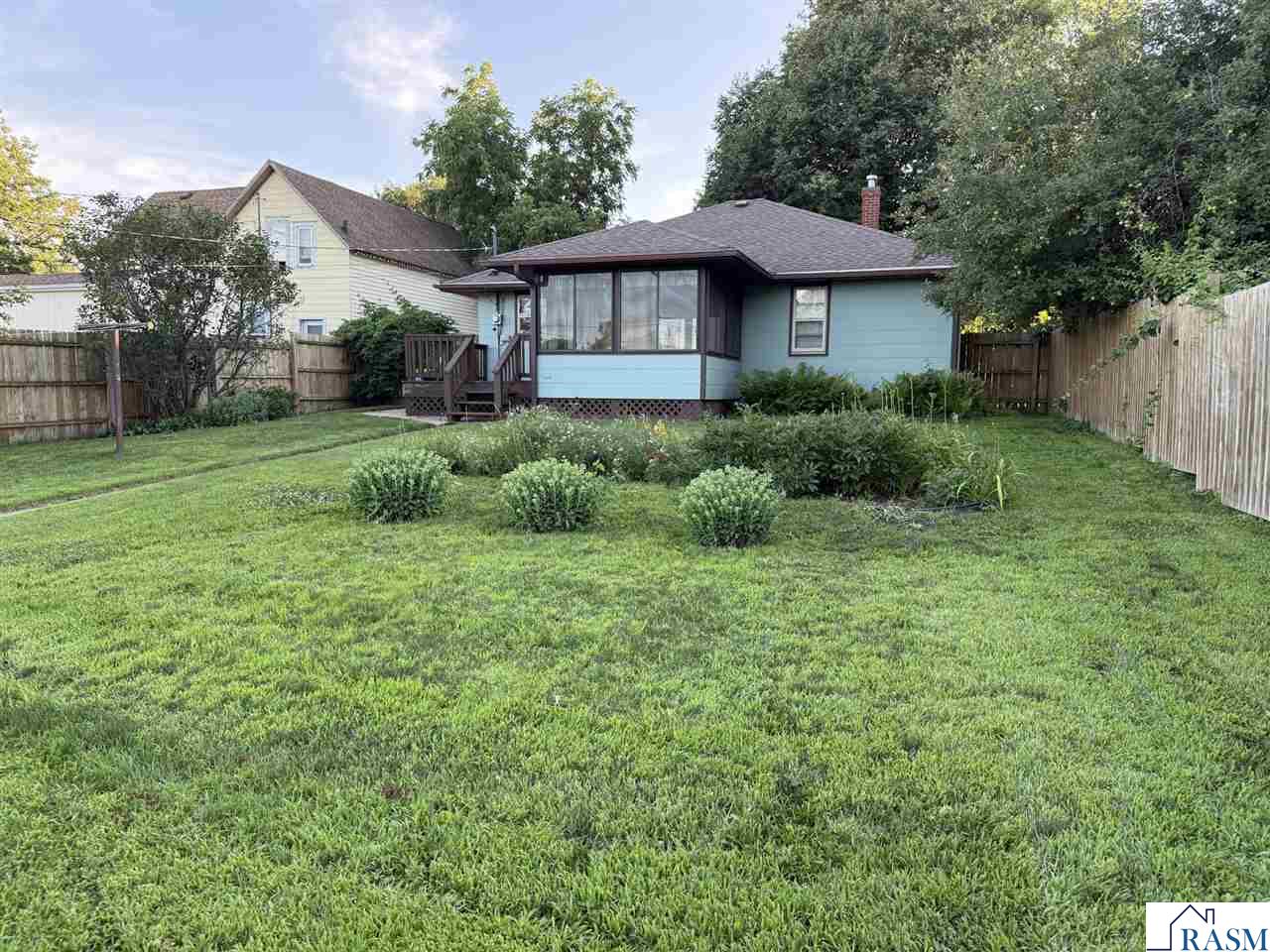 904 N German Street New Ulm MN 56073 267040923 image17