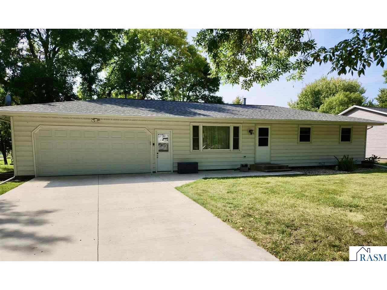 904 N Renville Street Winthrop MN 55396 7039480 image1