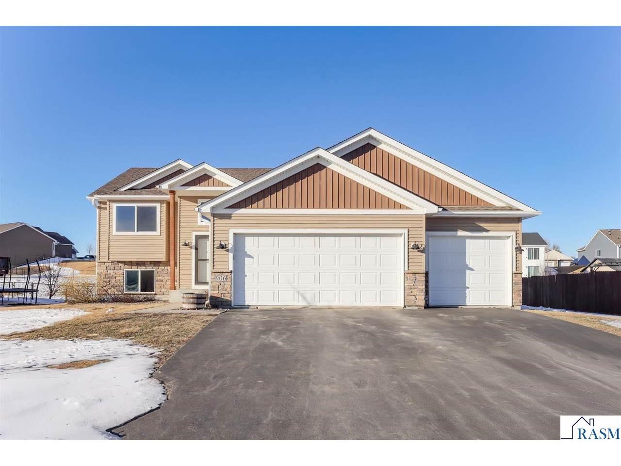 906 NE Mulberry Street Montgomery MN 56069 7039525 image1