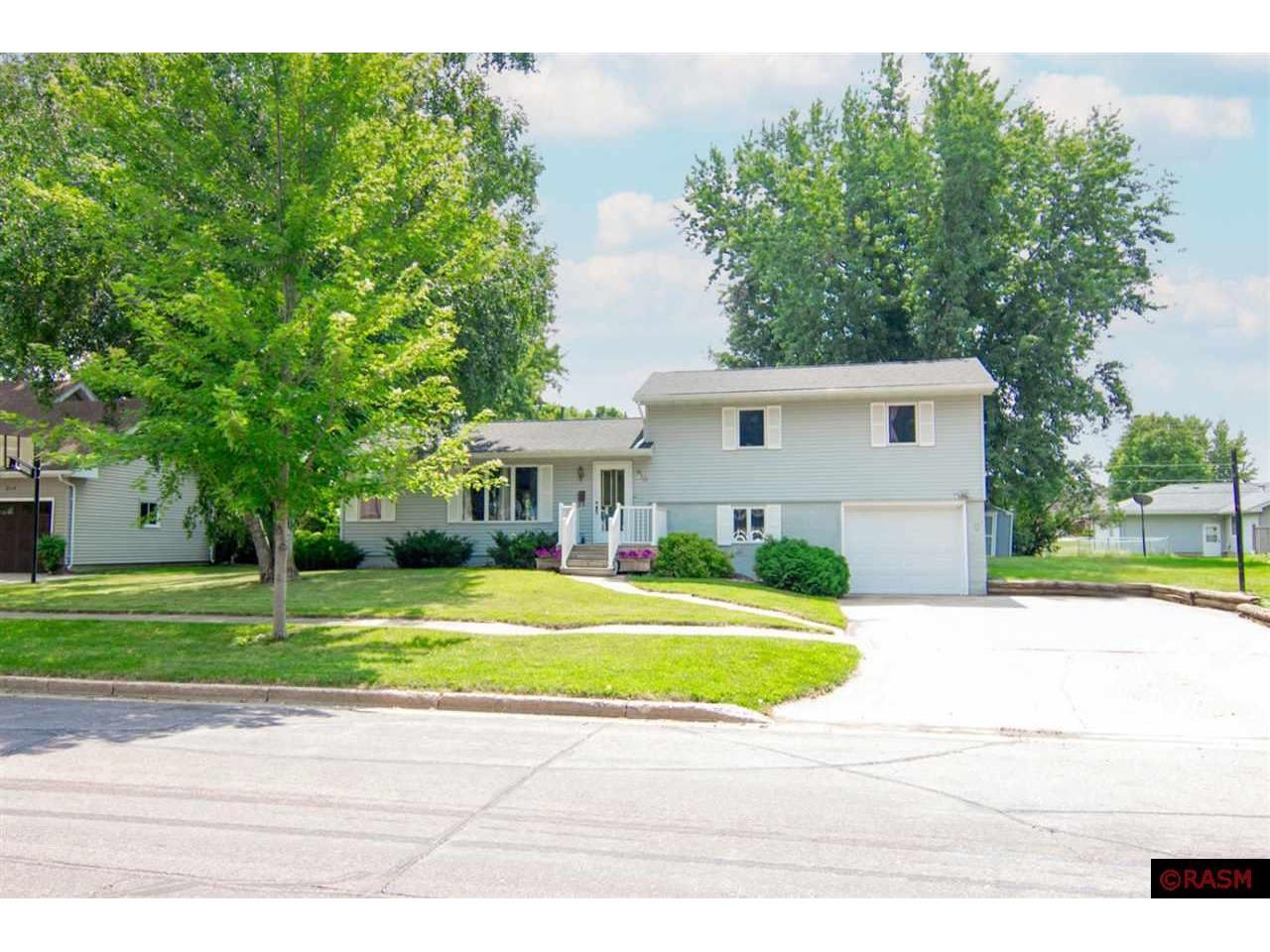 910 Day Street Fairmont MN 56031 7035589 image1