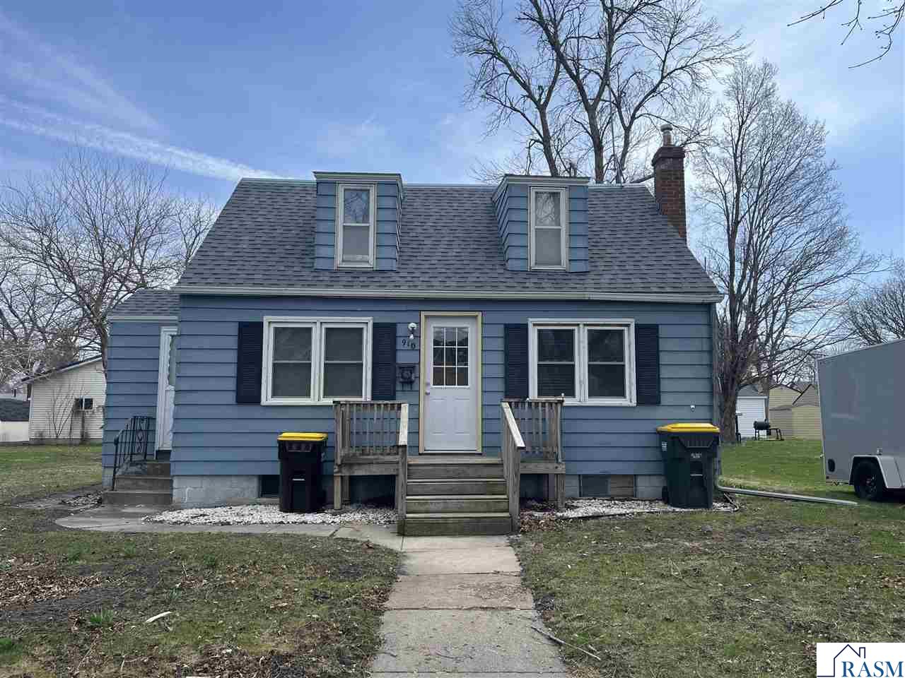 910 N 5th Street Saint James MN 56081 7039904 image1