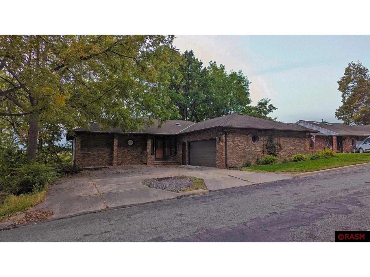 911 Belvista Drive North Mankato MN 56003 7033322 image1
