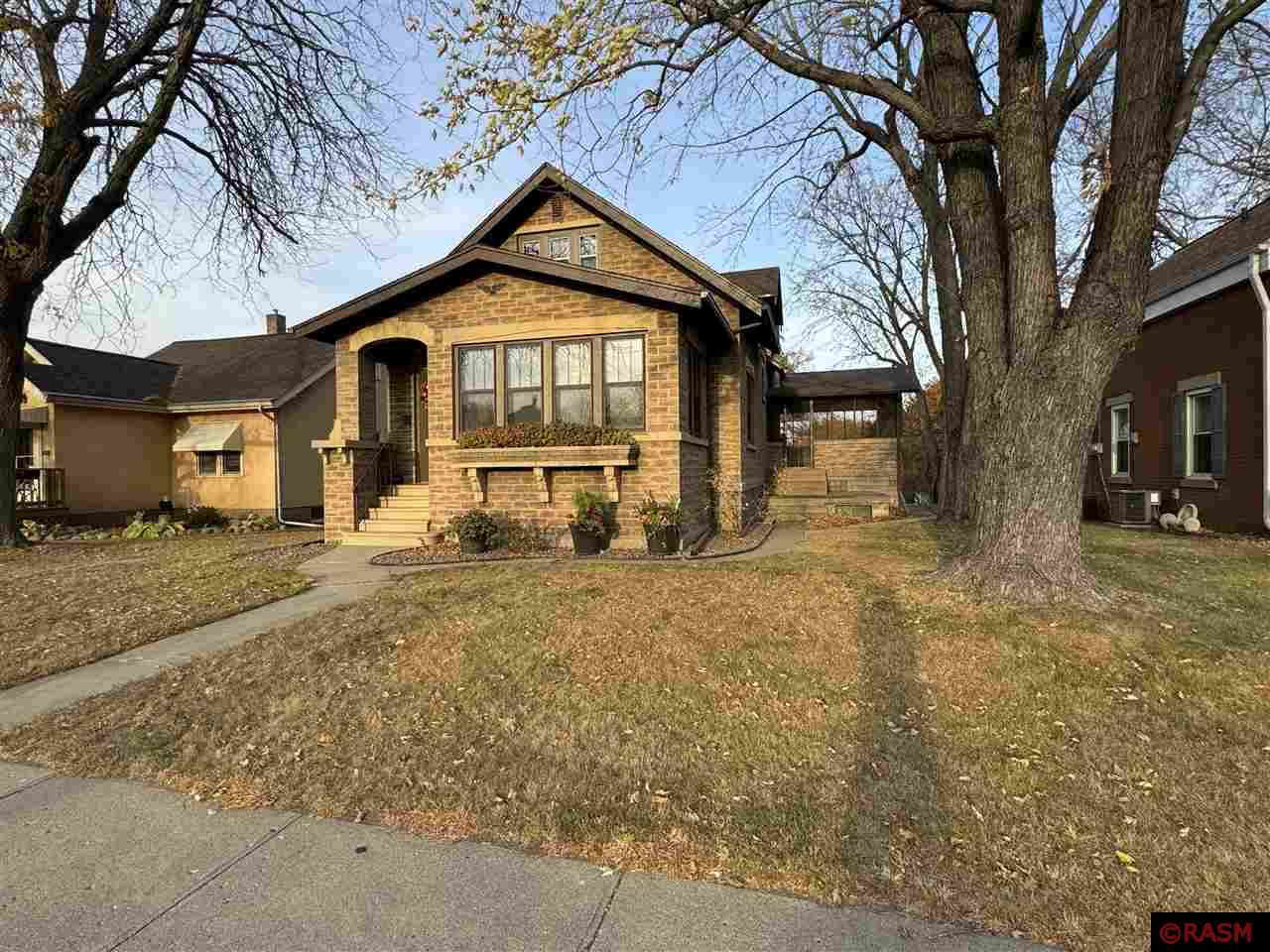 911 S Broadway New Ulm MN 56073 7036250 image1