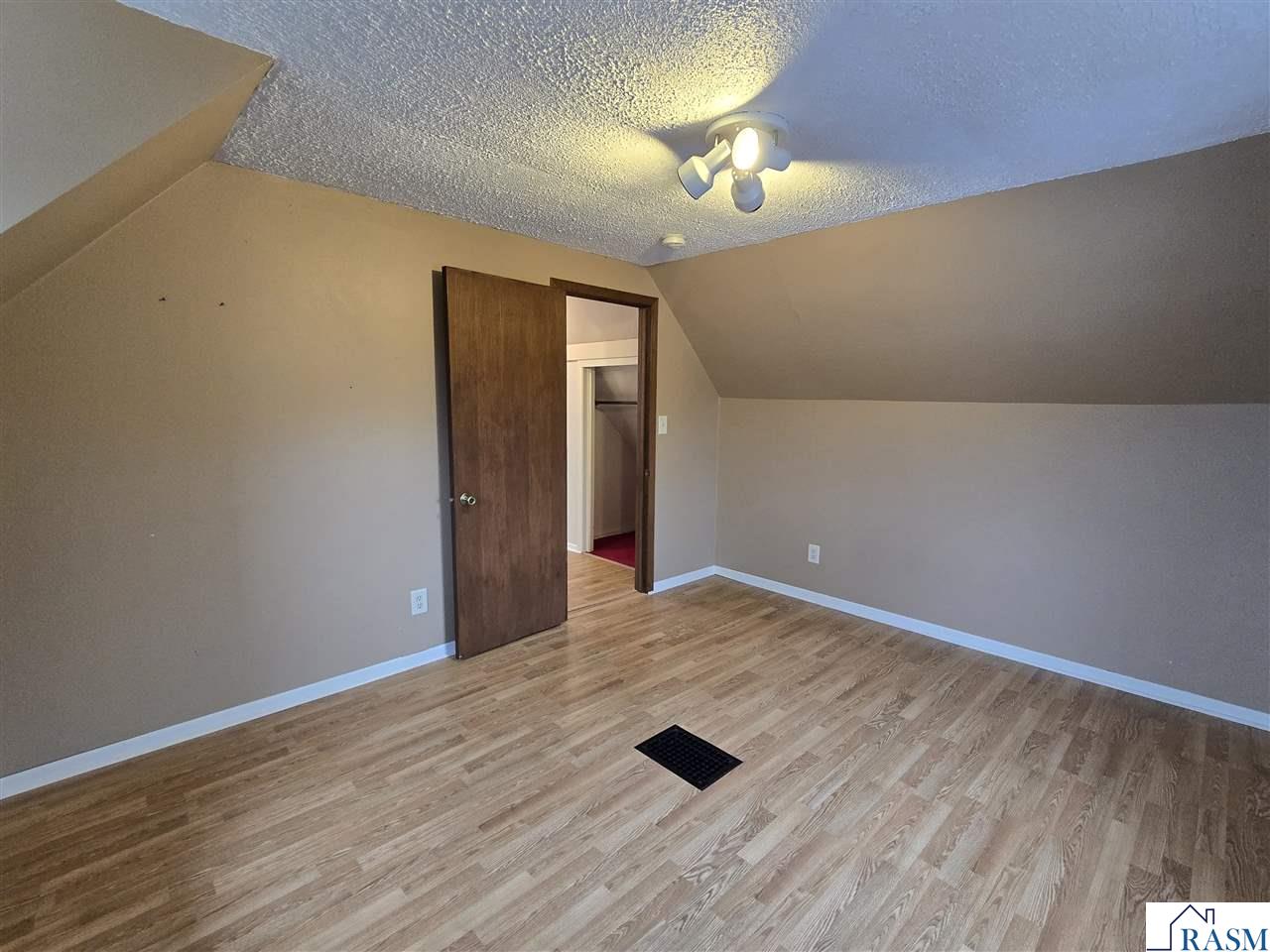 912 Broadway St S New Ulm MN 56073 7039261 image19