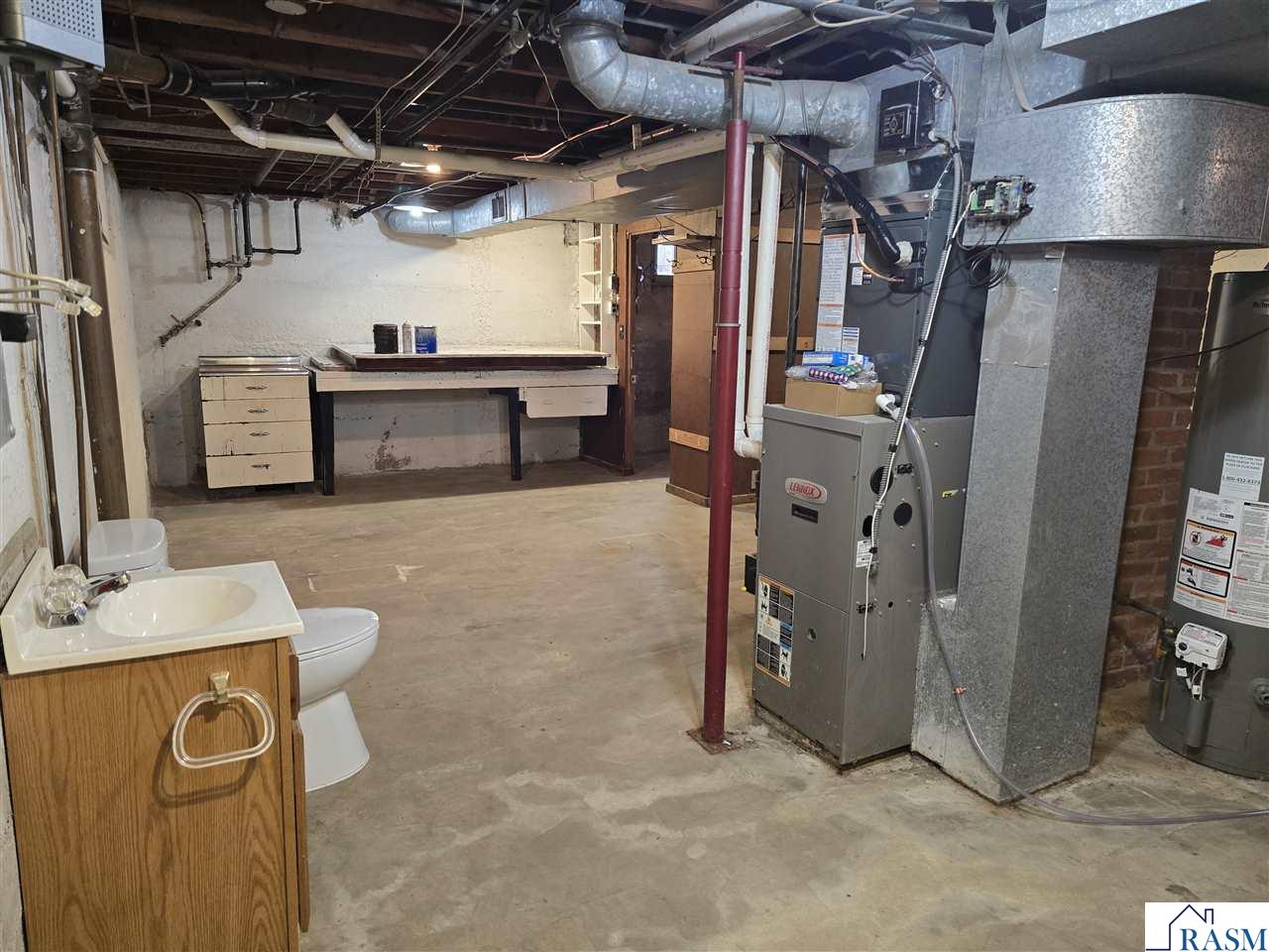 912 Broadway St S New Ulm MN 56073 7039261 image25