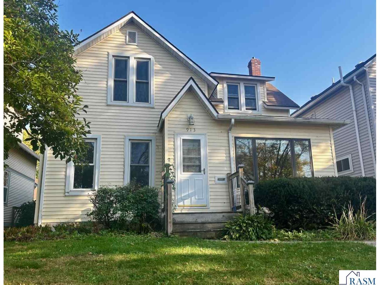 913 N 4th Street Mankato MN 56001 7036952 image1