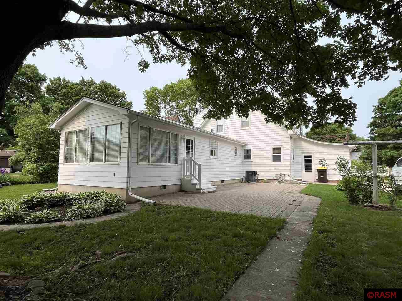 915 S Armstrong Blvd Saint James MN 56081 7037434 image2