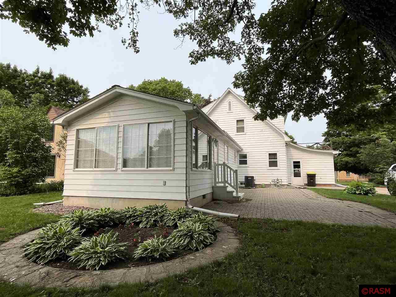 915 S Armstrong Blvd Saint James MN 56081 7037434 image3