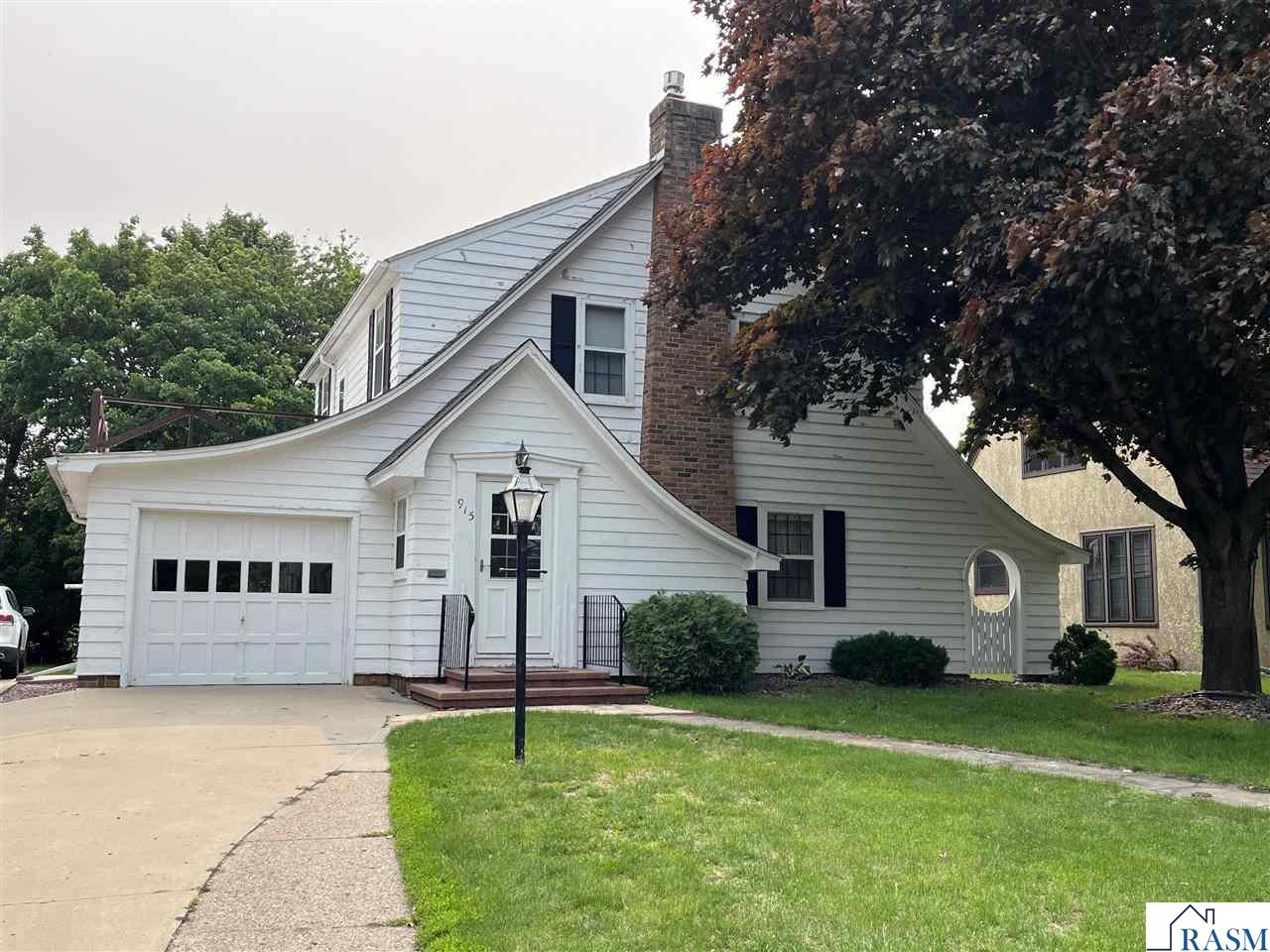 915 S Armstrong Blvd Saint James MN 56081 7039496 image1