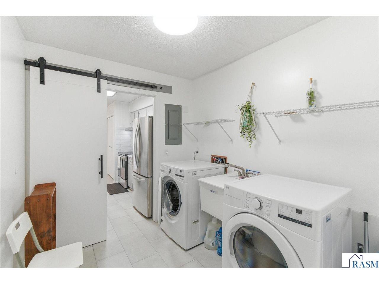 916 N Armstrong Boulevard Saint James MN 56081 7039928 image13