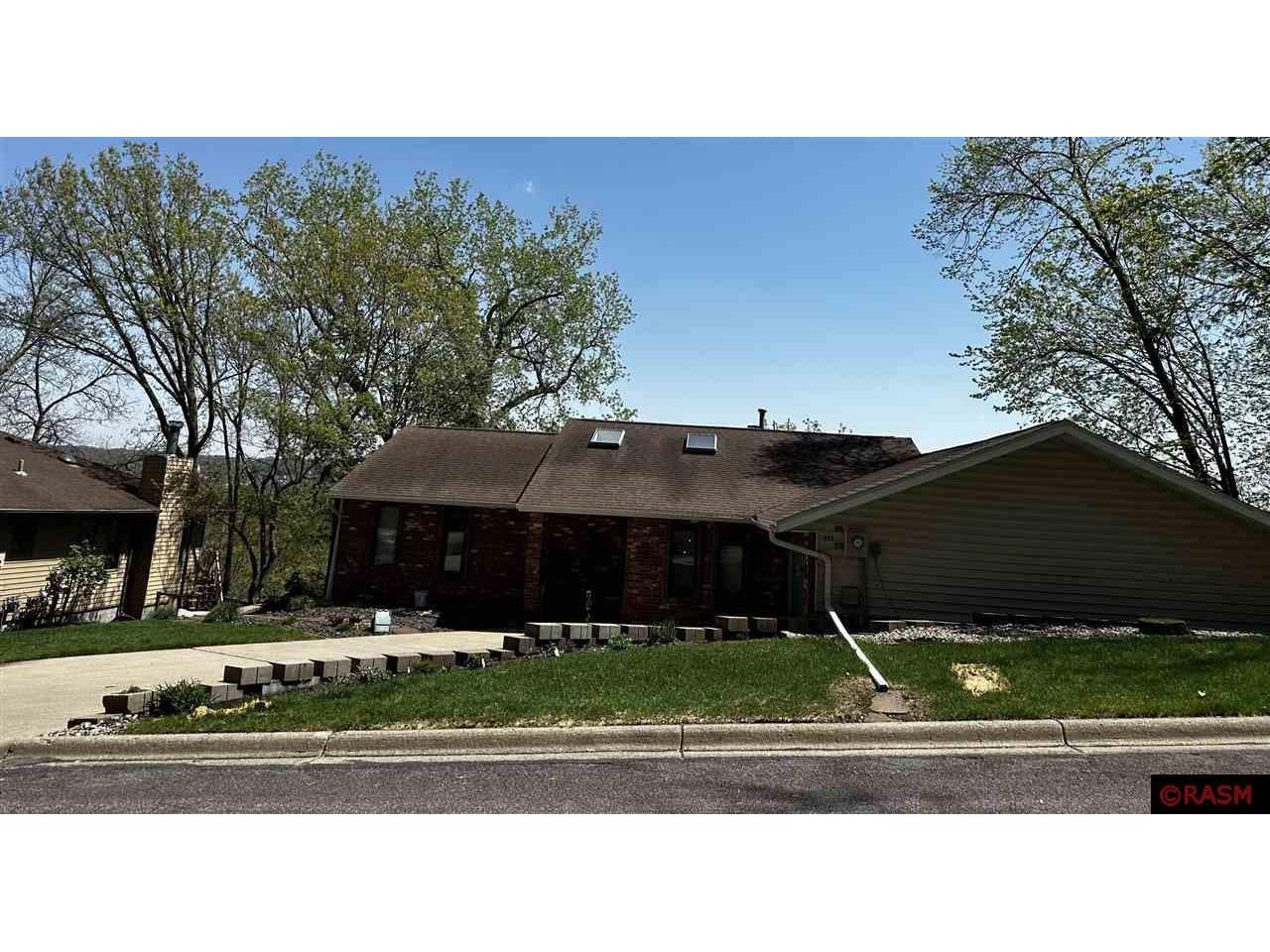 917 Belvista Drive North Mankato MN 56003 7032377 image1